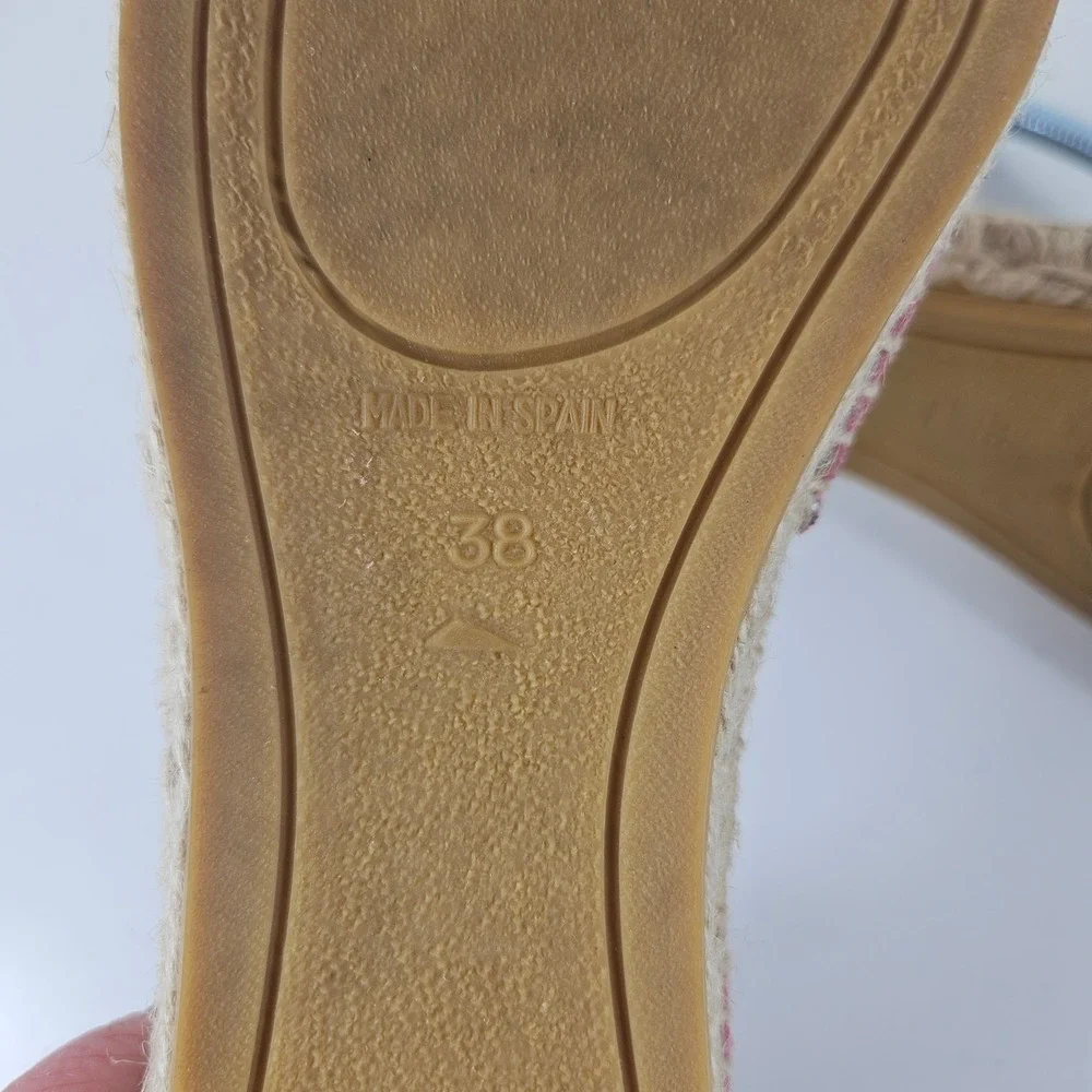 Manebi Hamptons Espadrilles Womens 7.5 Ballet Rose Suede Flats V-Cut D'Orsay